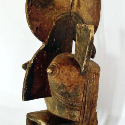 Masque zoomorphe polychrome à grande crête sagittale  Peuple MOSSI : BWA  Burkina Faso